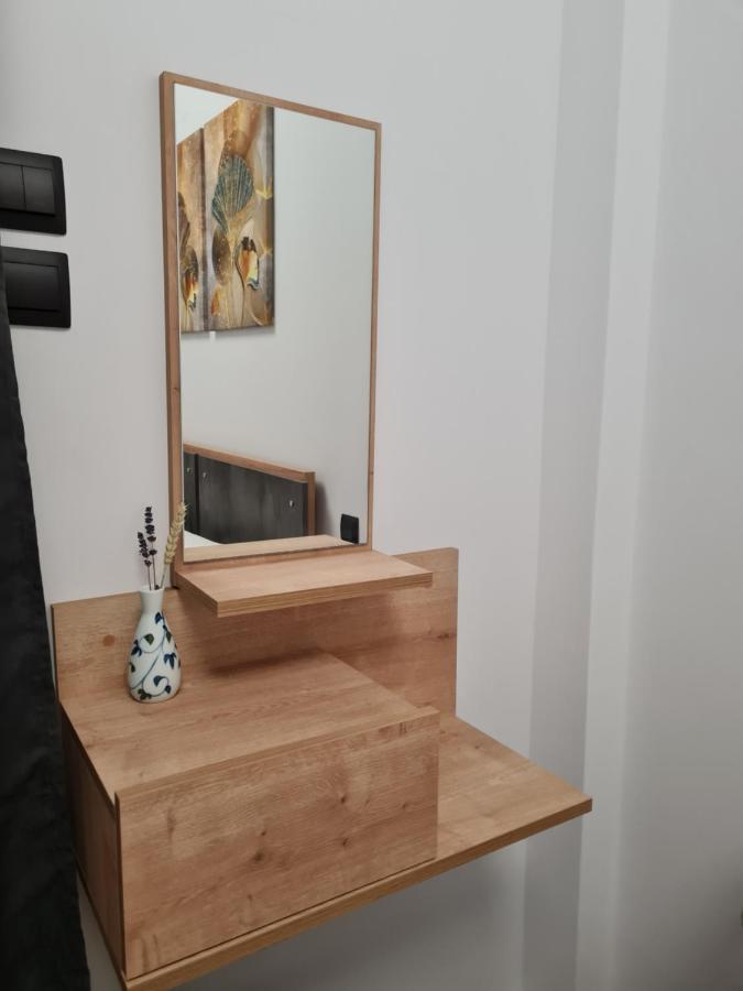 Jenny's Dream -acropolis Lux 2 Bedroom Apt, With Hot Tub, Free Netflix, Fast Wifi 公寓
