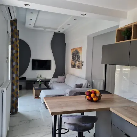 Jenny'S Dream Home -Acropolis Lux 2 Bedroom Apt, With Hot Tub, Free Netflix, Fast Wifi Athens Exterior photo
