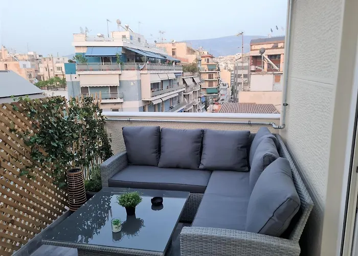 Jenny\'S Dream Home -Acropolis Lux 2 Bedroom Apt, With Hot Tub, Free Netflix, Fast Wifi